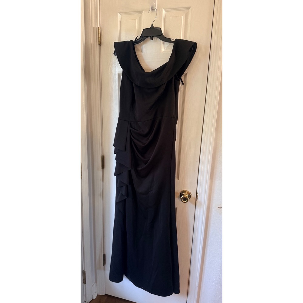 AQUA One Shoulder Ruffle Scuba Crepe Gown Black 14 6713XB
